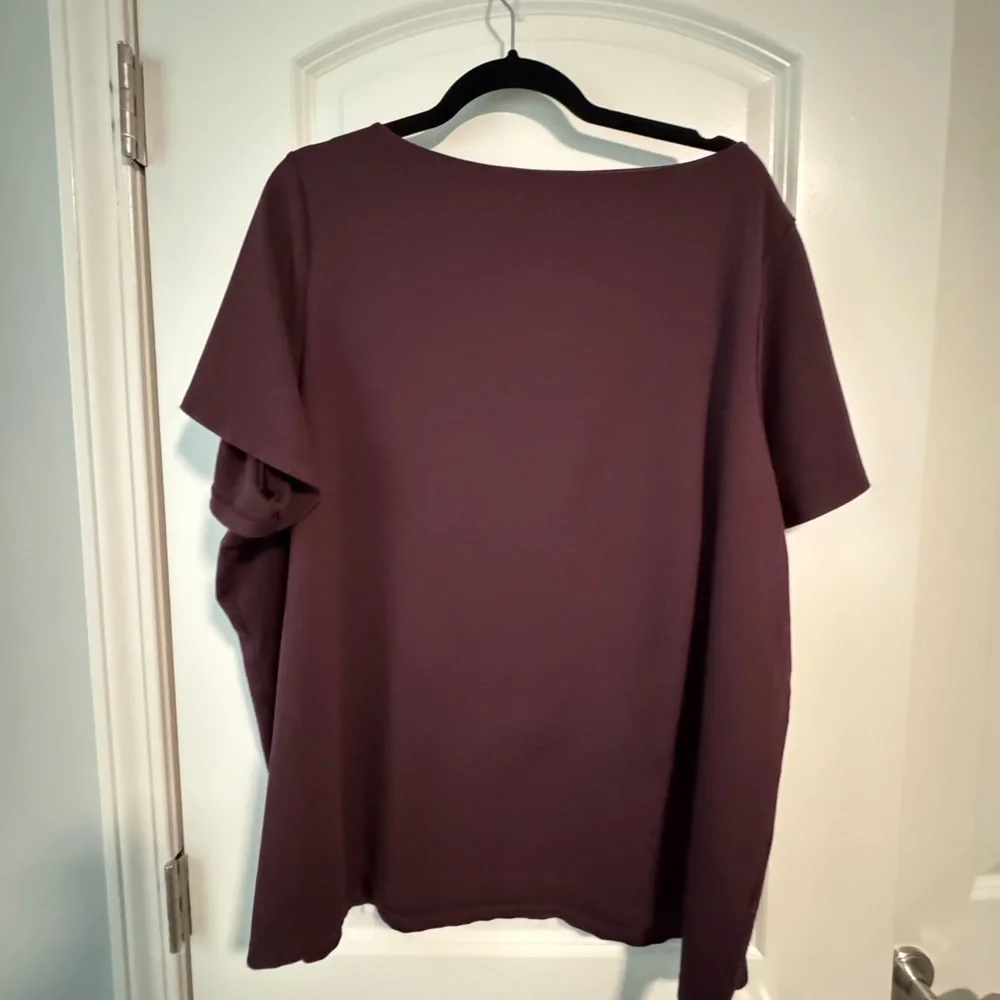 Lands' End Women's Burgundy Top 3x - Picture 2 of 9